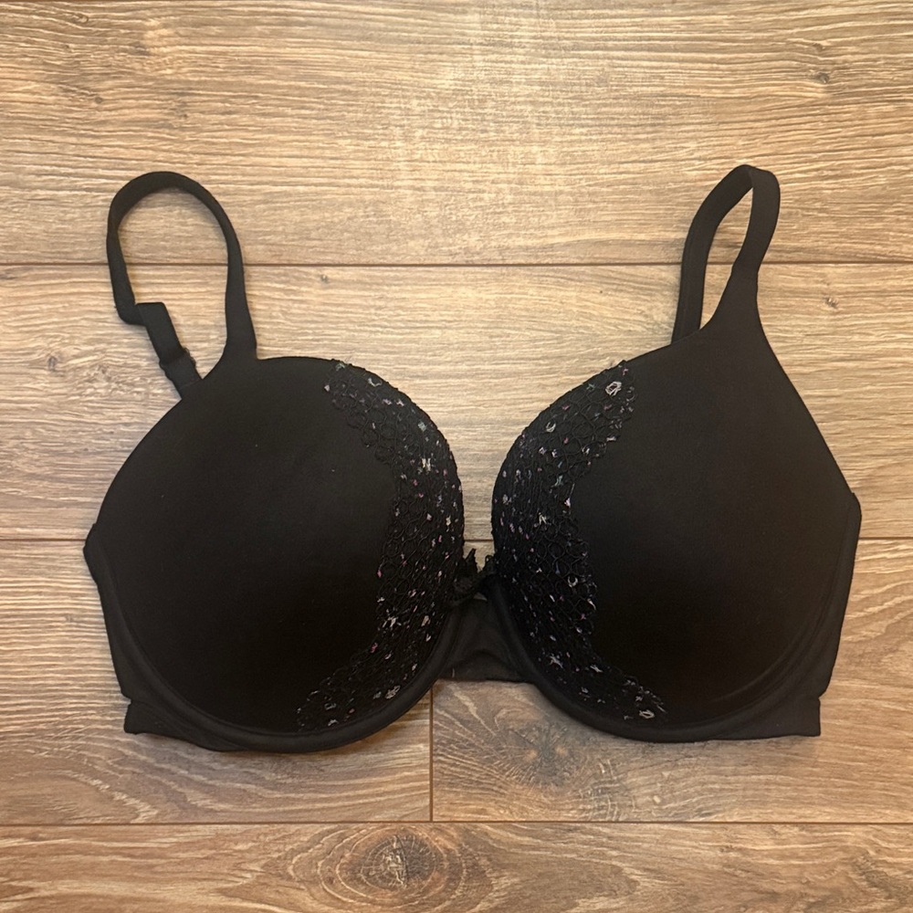 Victoria's Secret Black Bra Size 32DDD